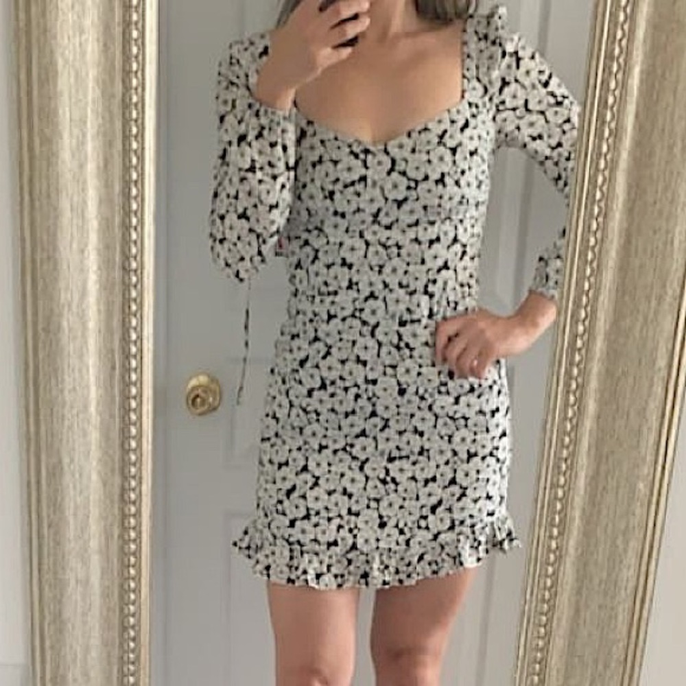 BNWT Dynamite Dress